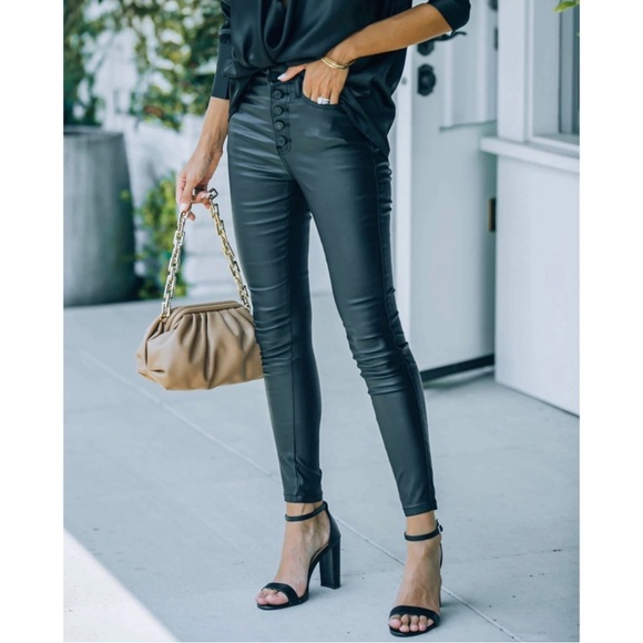KanCan Denim - KanCan High-Rise Pleather Skinny Black Jean Coated